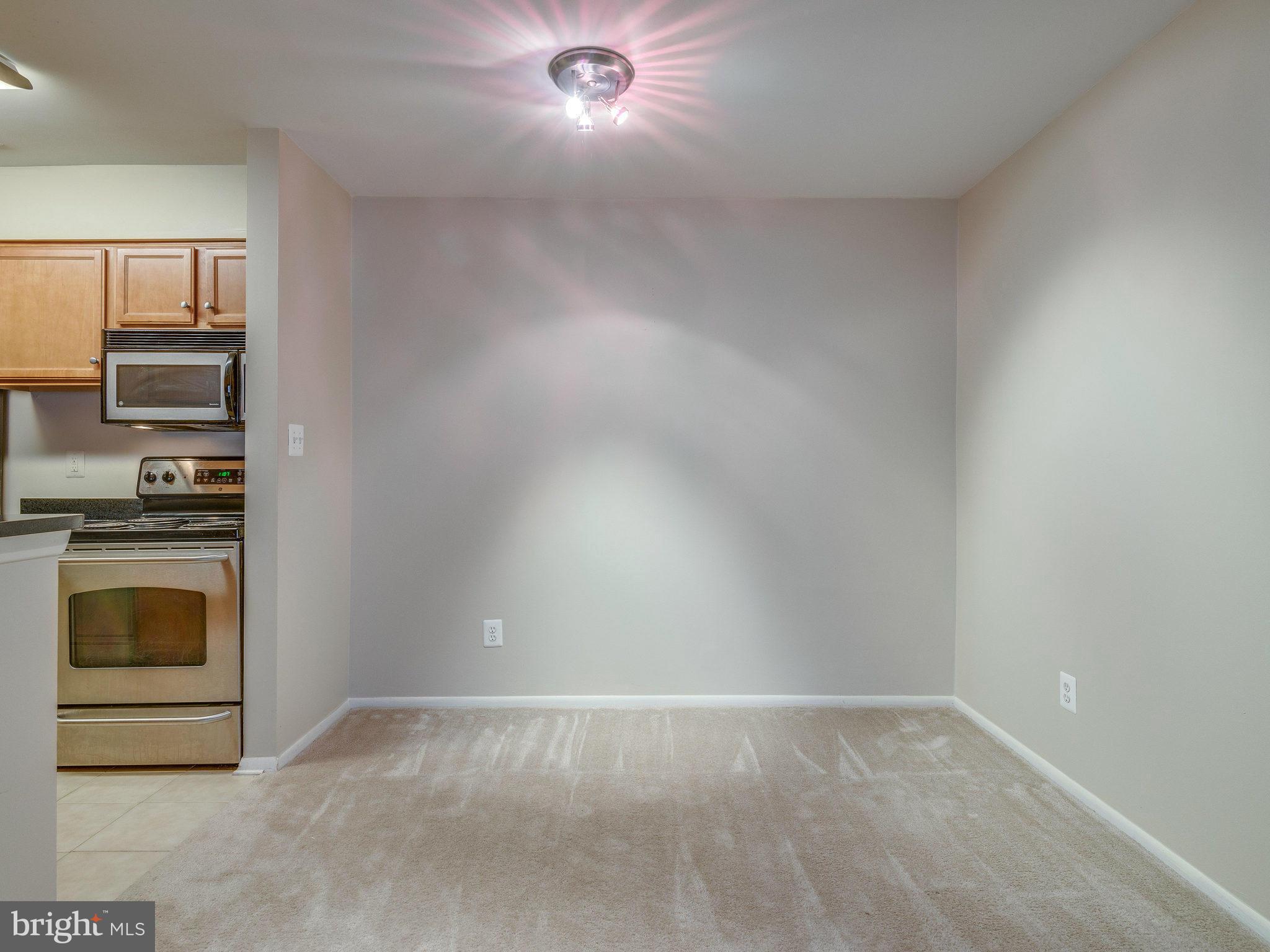 1700 Ascot Way, Unit D Reston, VA 20190 - Photo 11 of 30 Dining Room