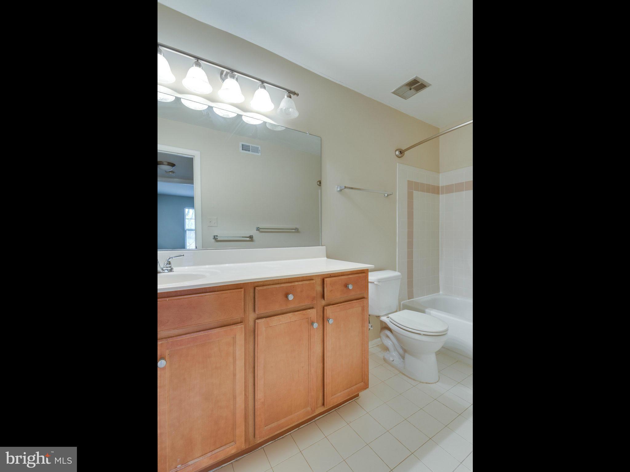 1700 Ascot Way, Unit D Reston, VA 20190 - Photo 25 of 30 Bath