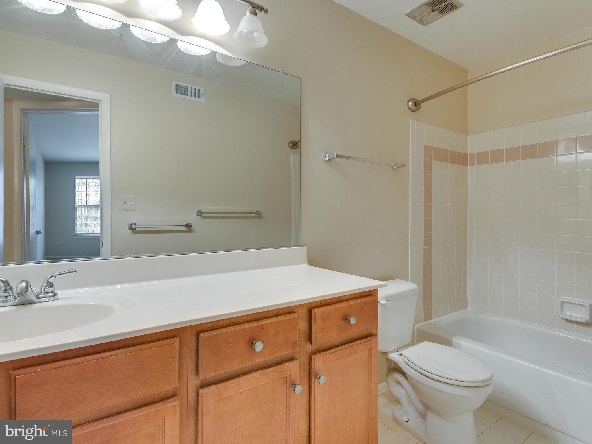 1700 Ascot Way, Unit D Reston, VA 20190 - Photo 26 of 30 Bath