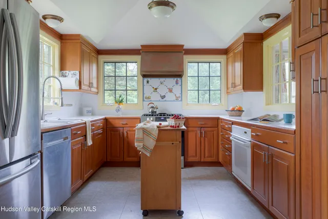 $1,798,000 | 101 Kip Road, Tannersville, NY 12485