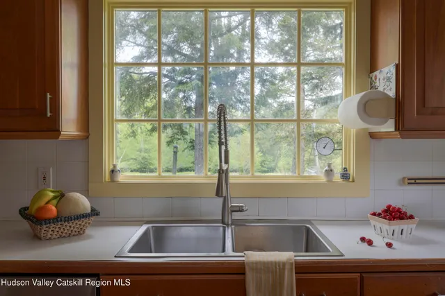 $1,798,000 | 101 Kip Road, Tannersville, NY 12485