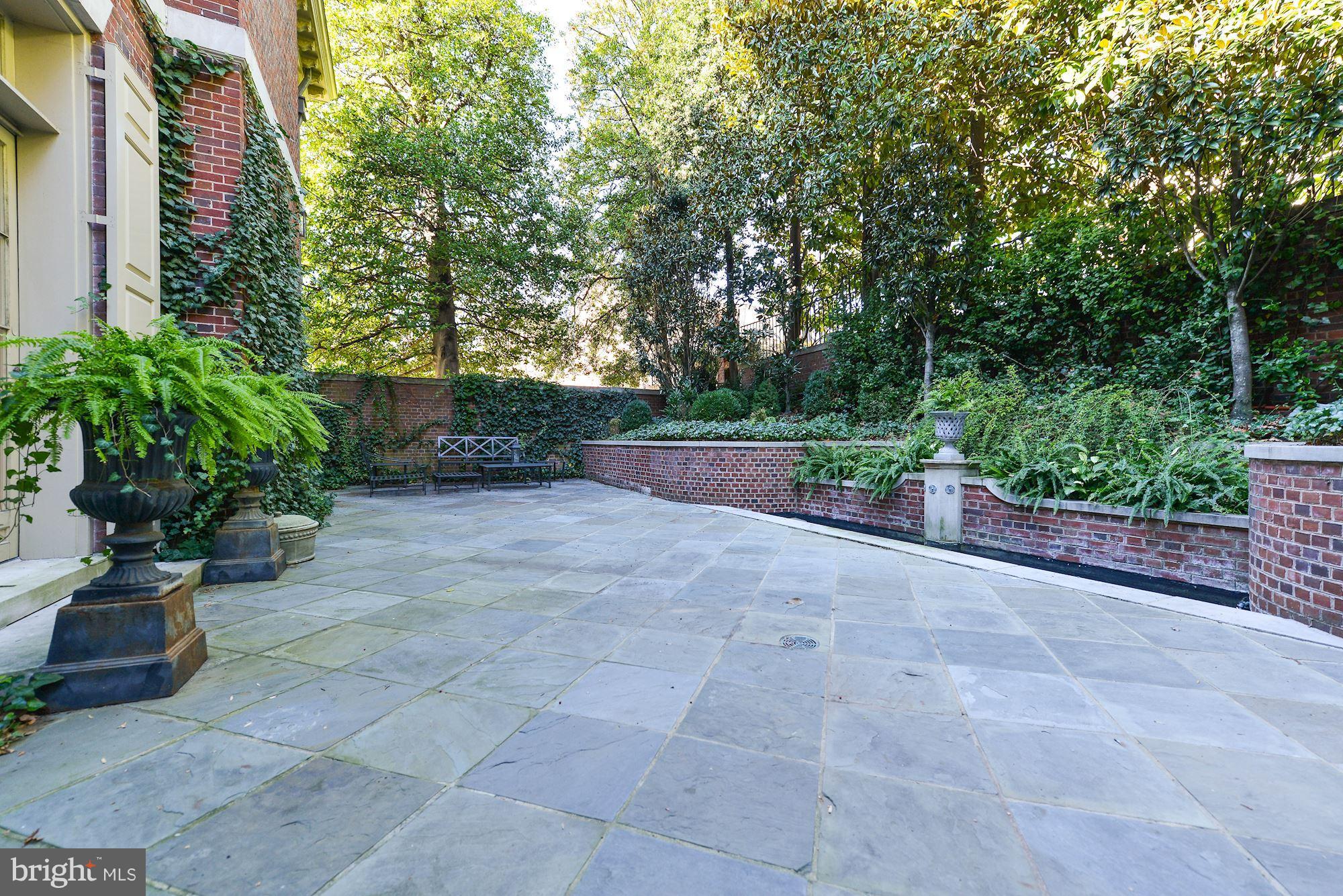 1901 24th Street Northwest Washington, DC 20008 - Photo 27 of 27 a view of backyard and entertaining space