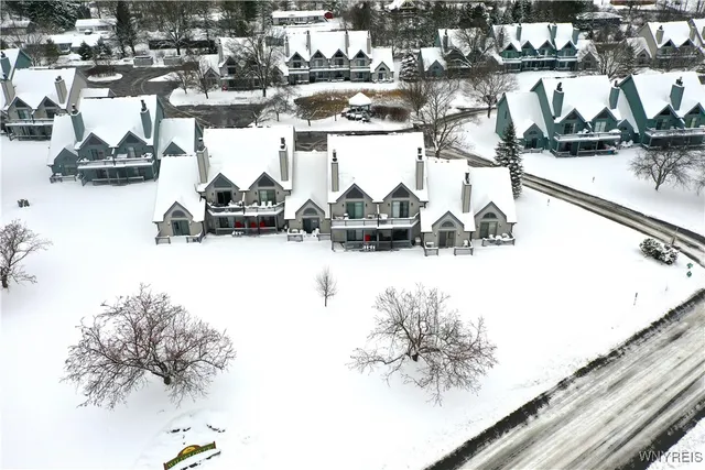 $192,000 | 5 Wildflower Apartment, Ellicottville, NY 14731