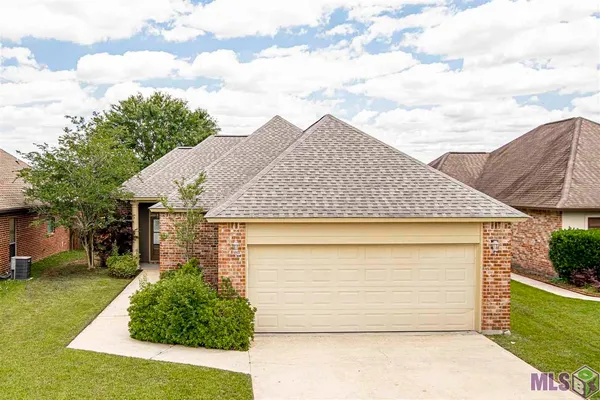 $2,050 | 9015 Westlake Avenue, Baton Rouge, LA 70810