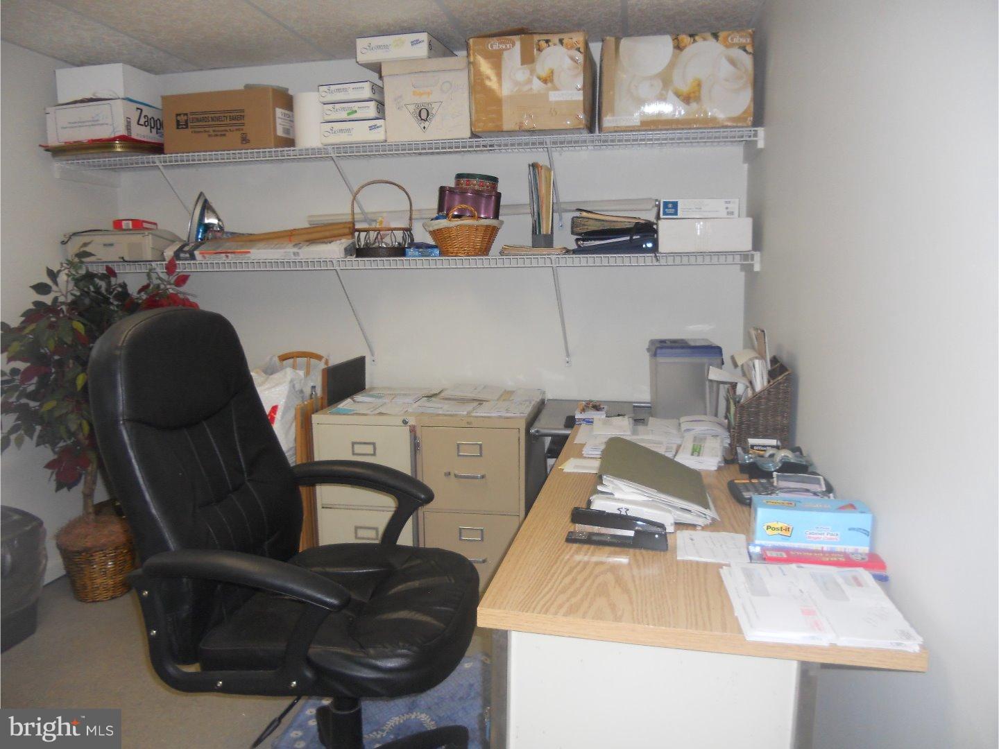 440 Emerson Road Huntingdon Valley, PA 19006 - Photo 11 of 16 Office / Study