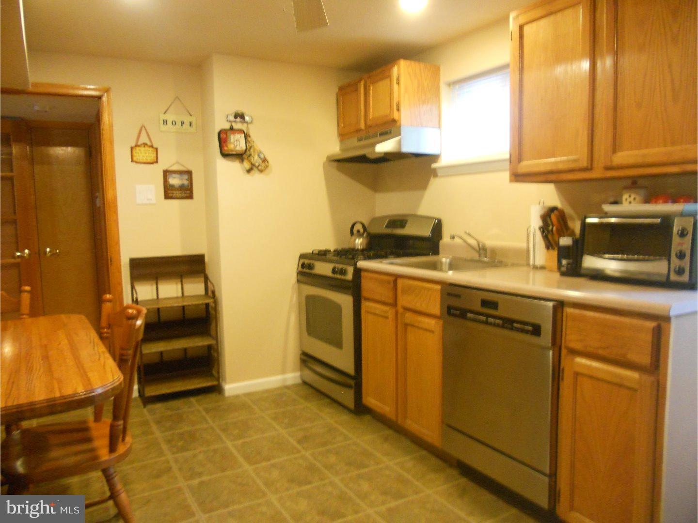 440 Emerson Road Huntingdon Valley, PA 19006 - Photo 10 of 16 Gallery Image 10