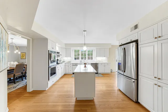 $12,000 | 390 South Basswood Road, Lake Forest, IL 60045