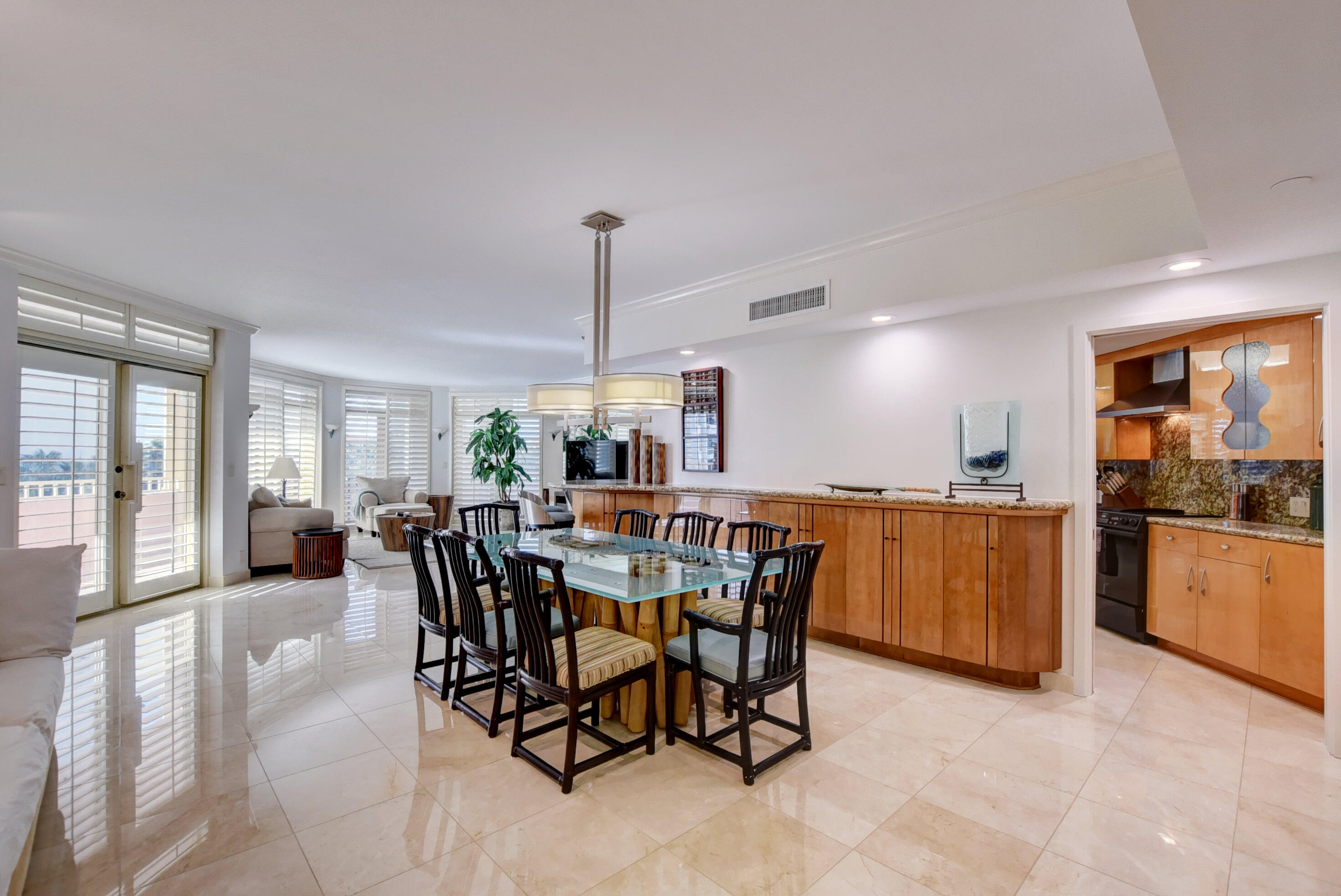 300 Southeast 5th Avenue, Unit 4110 Boca Raton, FL 33432 - Photo 3 of 31 Dining