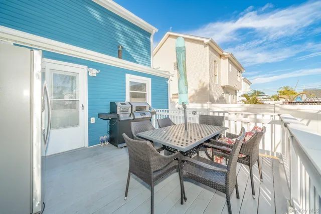 $729,990 | 11 Overton Street, Freeport, NY 11520