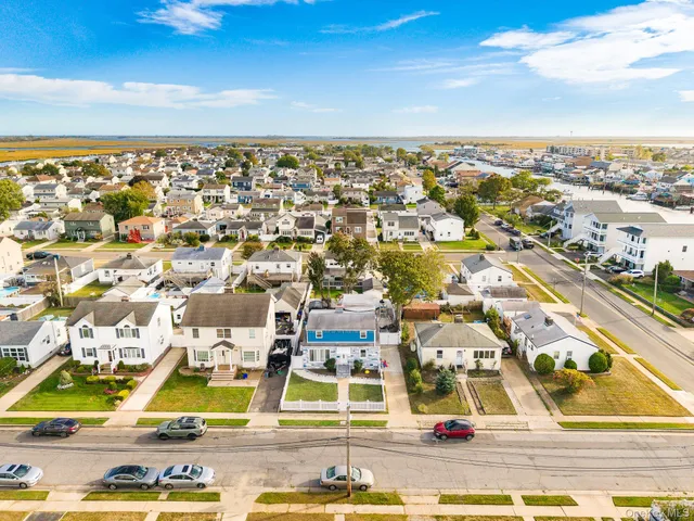 $729,990 | 11 Overton Street, Freeport, NY 11520