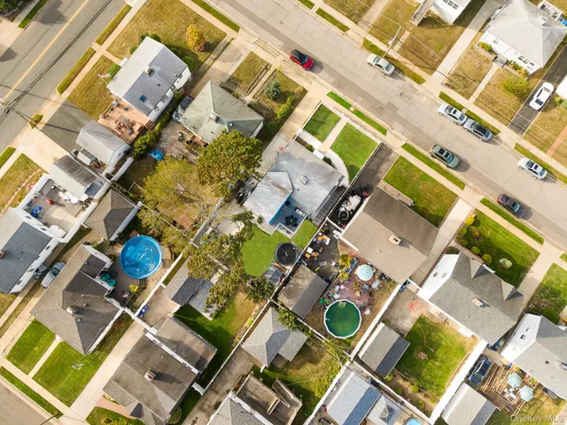 $729,990 | 11 Overton Street, Freeport, NY 11520