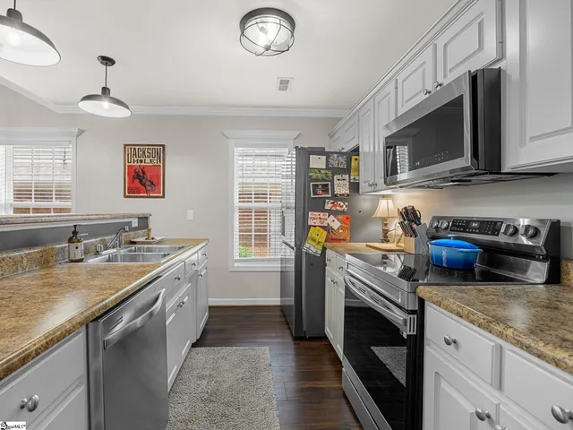 $250,000 | 423 Rexford Drive, Moore, SC 29369