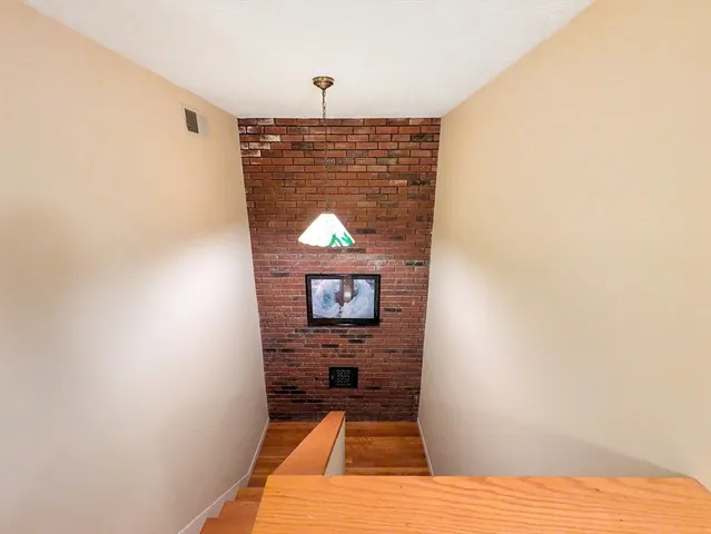 $3,600 | 6 Bancroft Street, Pepperell, MA 01463