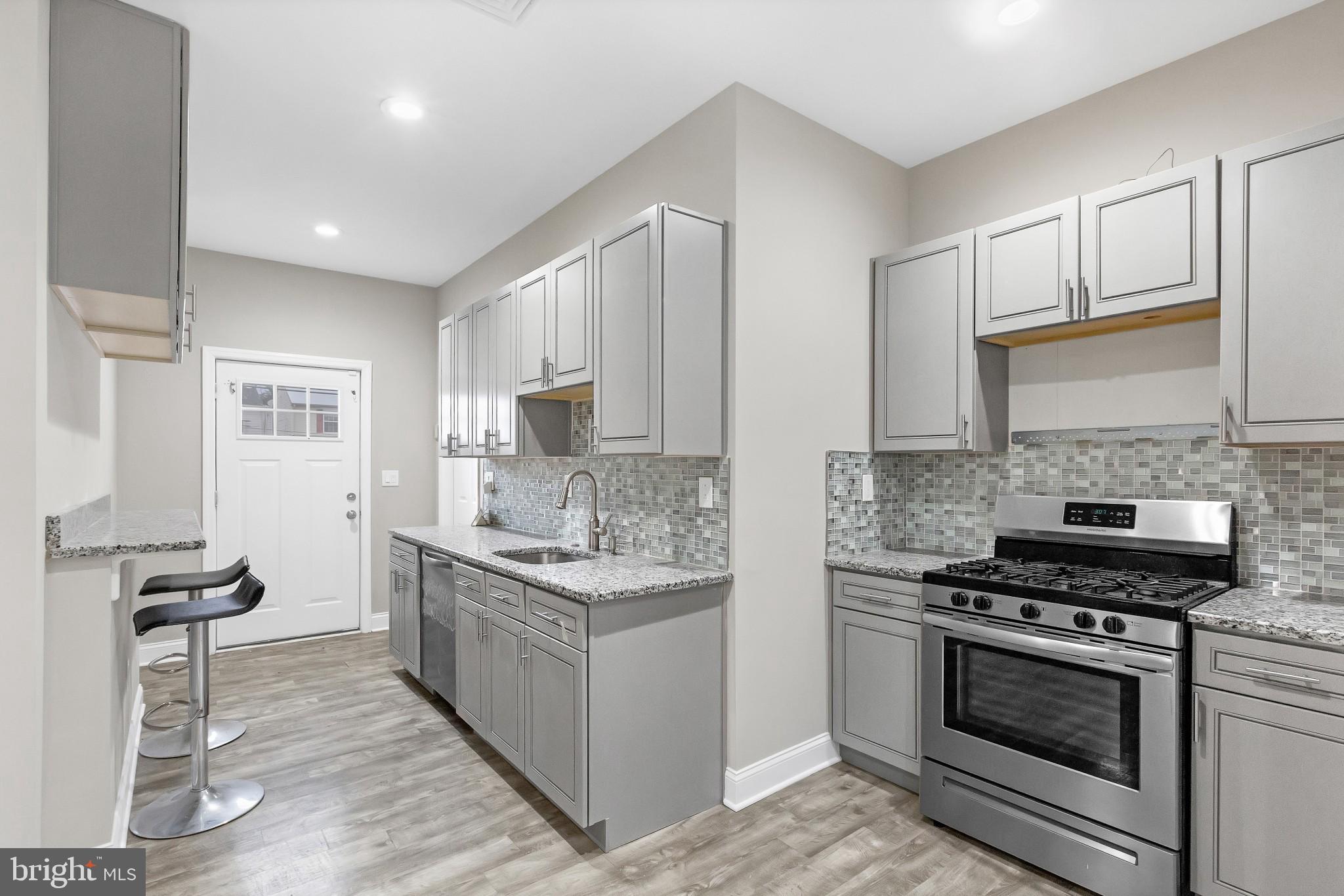 102 West Washington Street Riverside, NJ 08075 - Photo 8 of 29