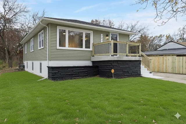 $250,000 | 2425 West 21st Avenue, Gary, IN 46404