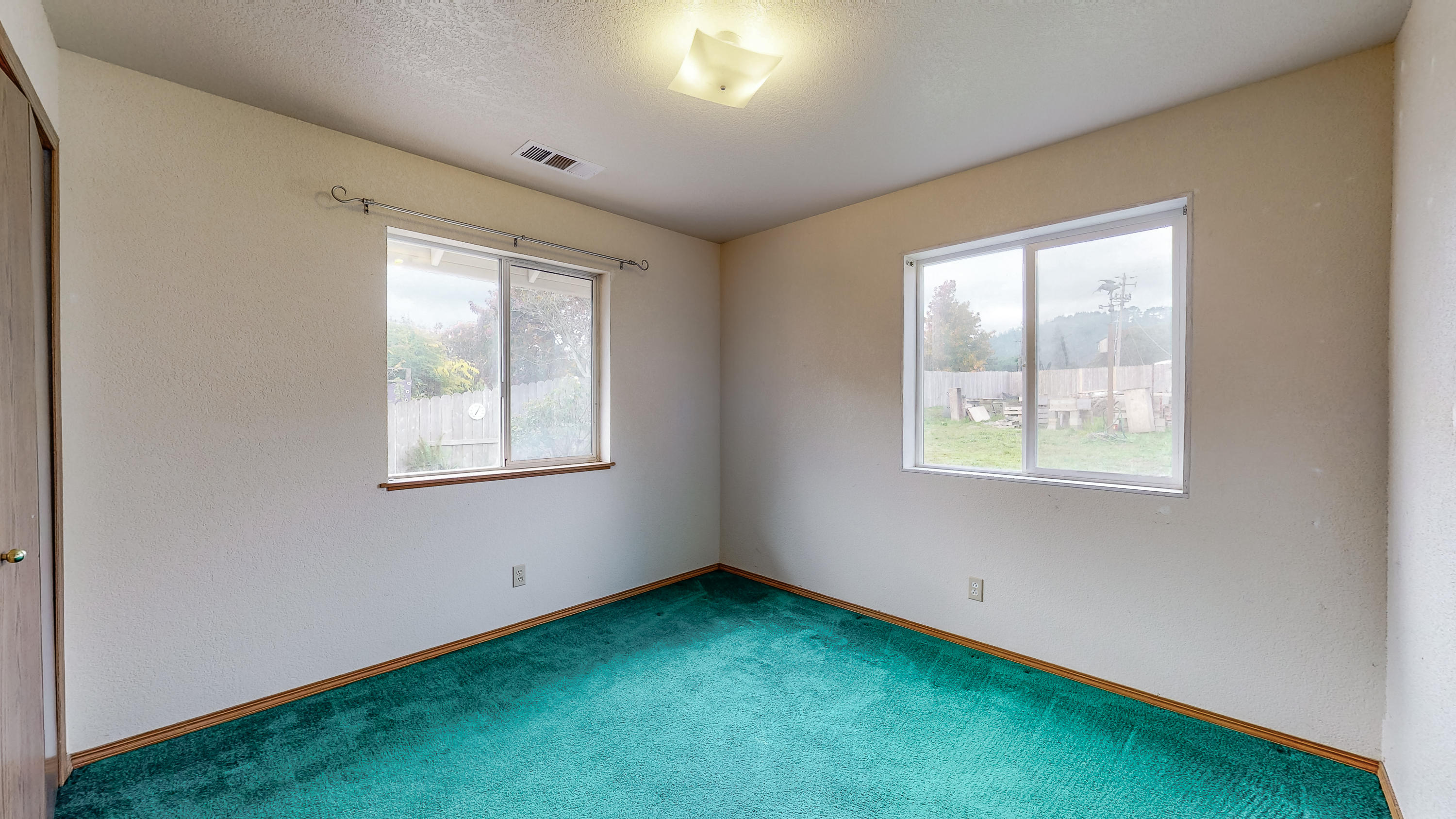 128 Meadow Bridge Lane Rio Dell, CA 95562 - Photo 26 of 43