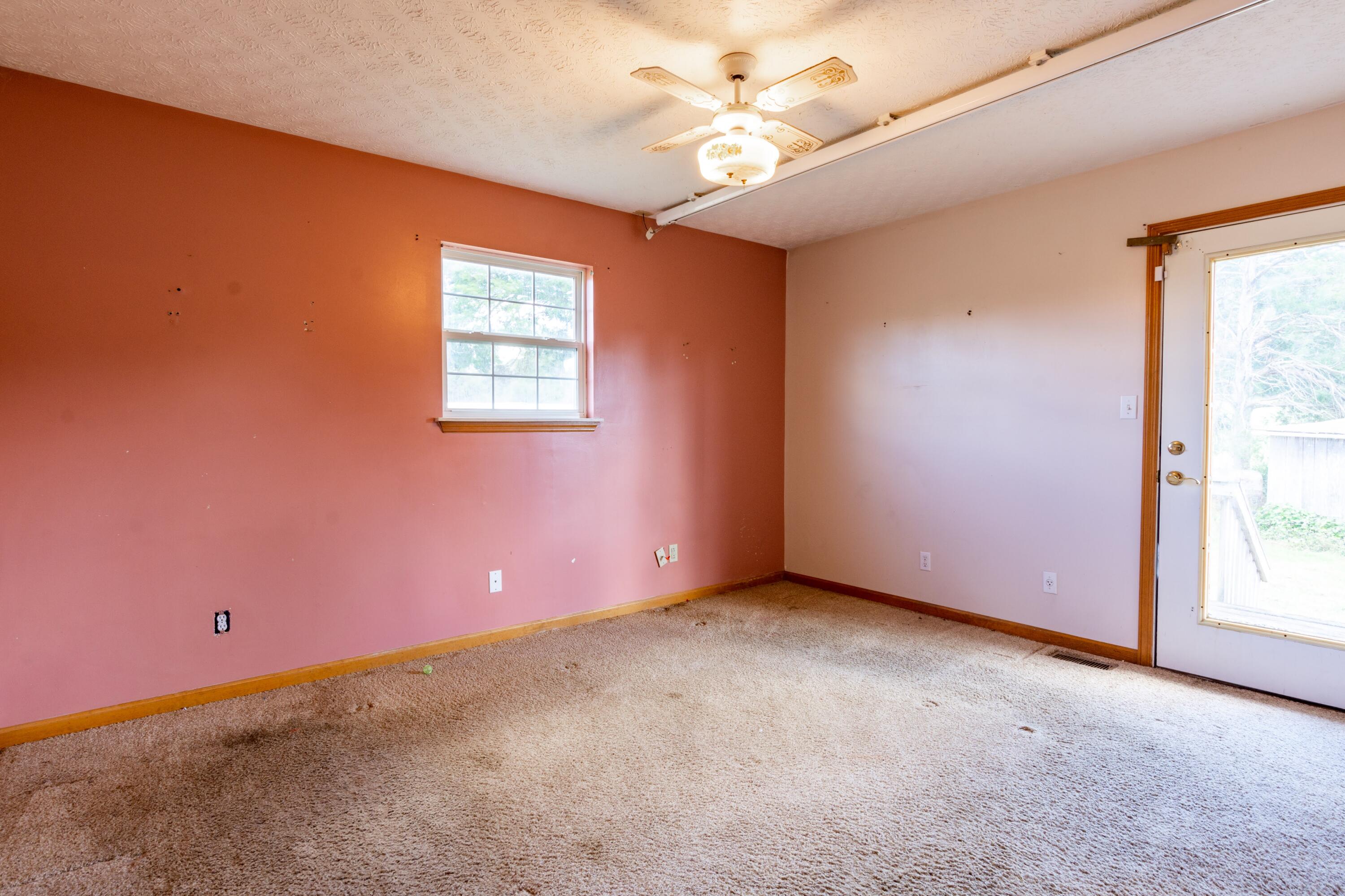 1680 Muddy Creek Road Spring City, TN 37381 - Photo 11 of 22 135 Lemons Ln-11