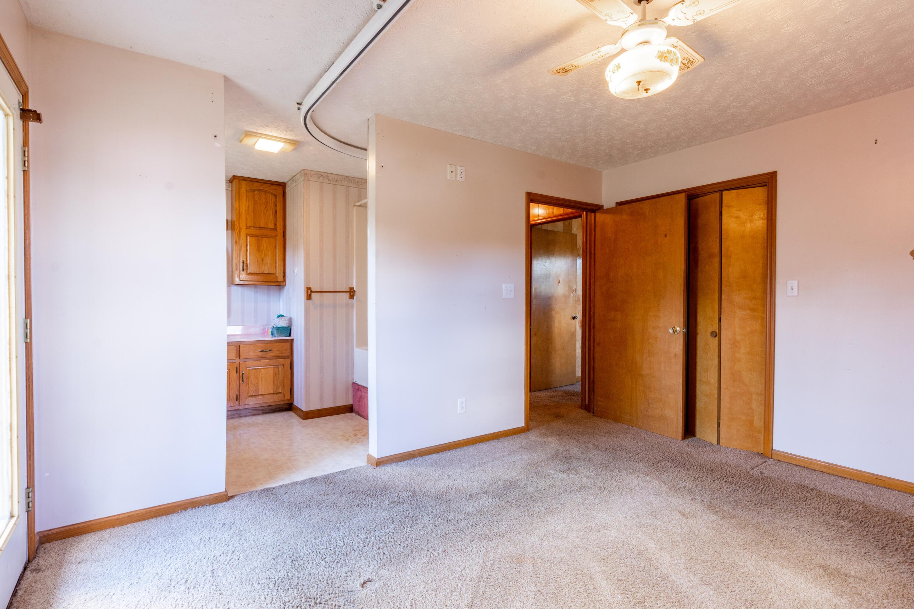 1680 Muddy Creek Road Spring City, TN 37381 - Photo 12 of 22 135 Lemons Ln-12