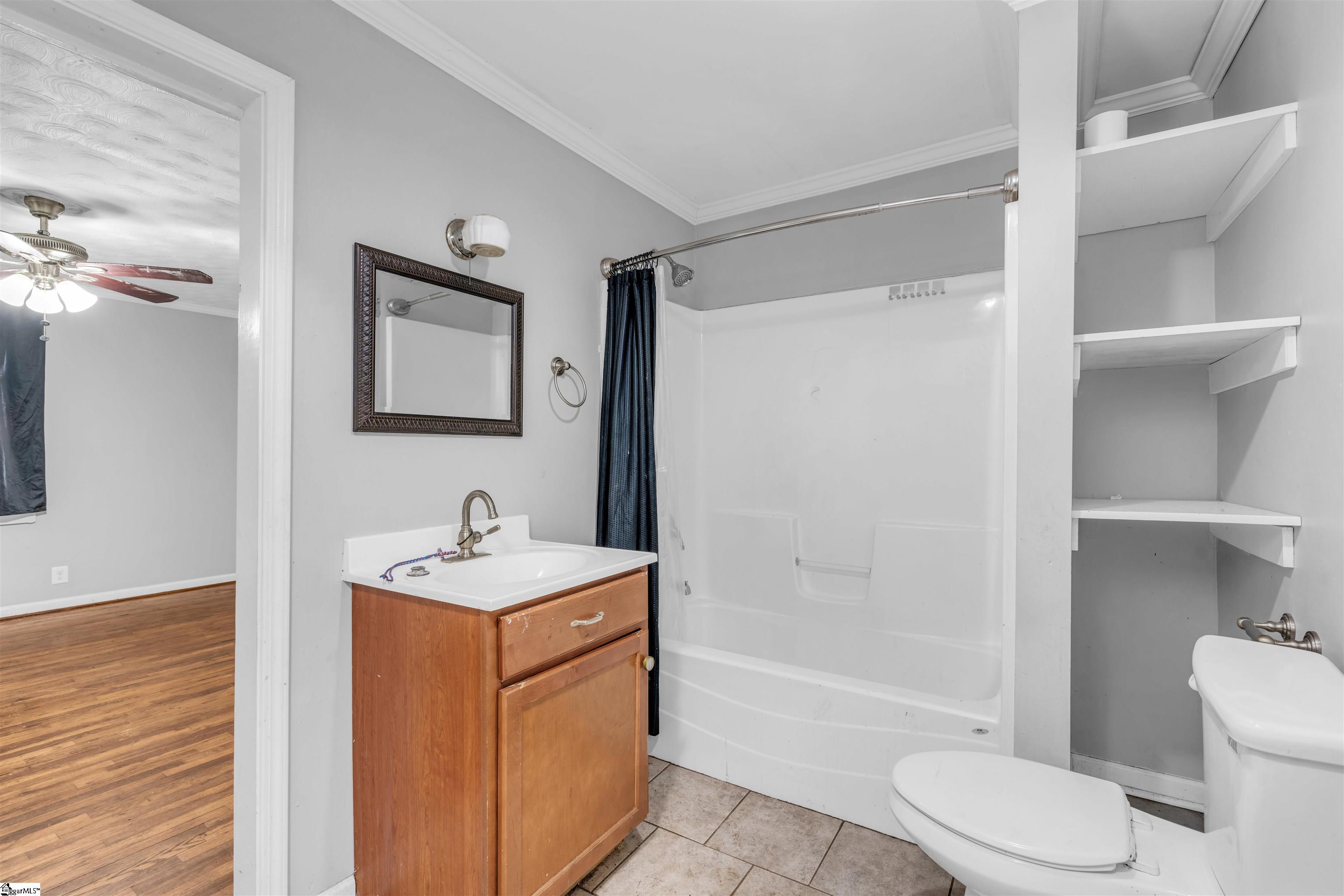 521 Perry Avenue Greenville, SC 29611 - Photo 11 of 21