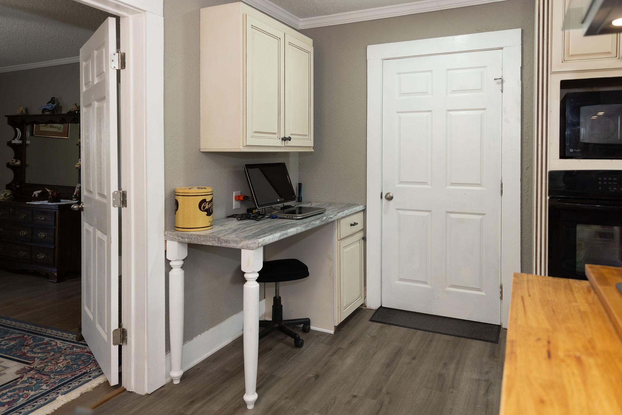 1218 Parker Road Enoree, SC 29335 - Photo 13 of 48