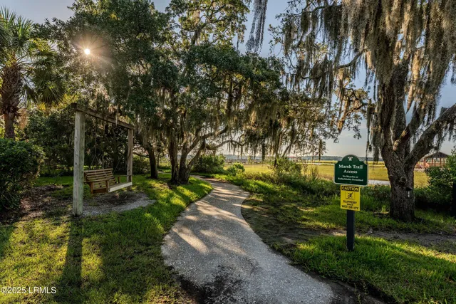 $525,000 | 8 Battery Point Lane, Beaufort, SC 29902