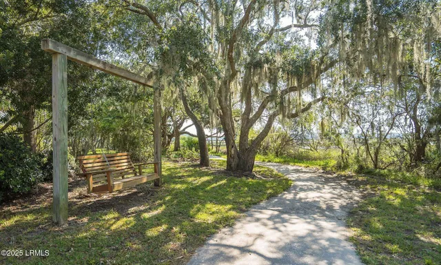 $525,000 | 8 Battery Point Lane, Beaufort, SC 29902