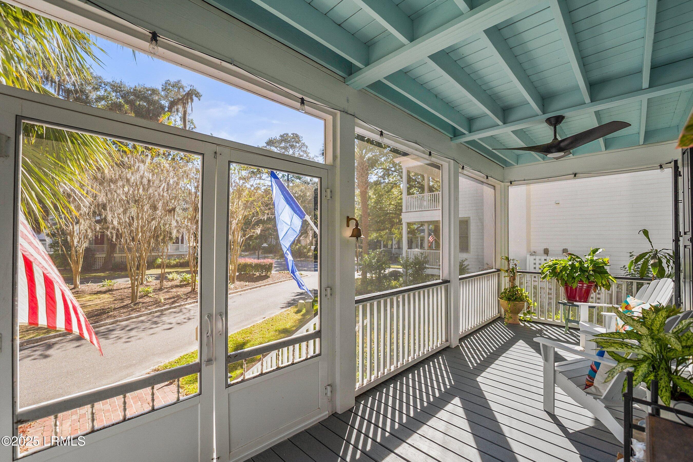 8 Battery Point Lane Beaufort, SC 29902 - Photo 6 of 62 DSC06382-55-1.jpg-SMALL