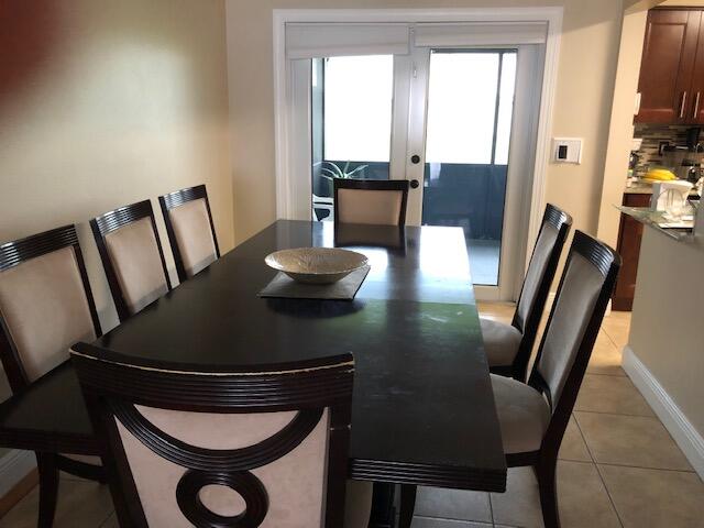 1105 Riverside Drive Greenacres, FL 33463 - Photo 4 of 17 1105 Dining Room