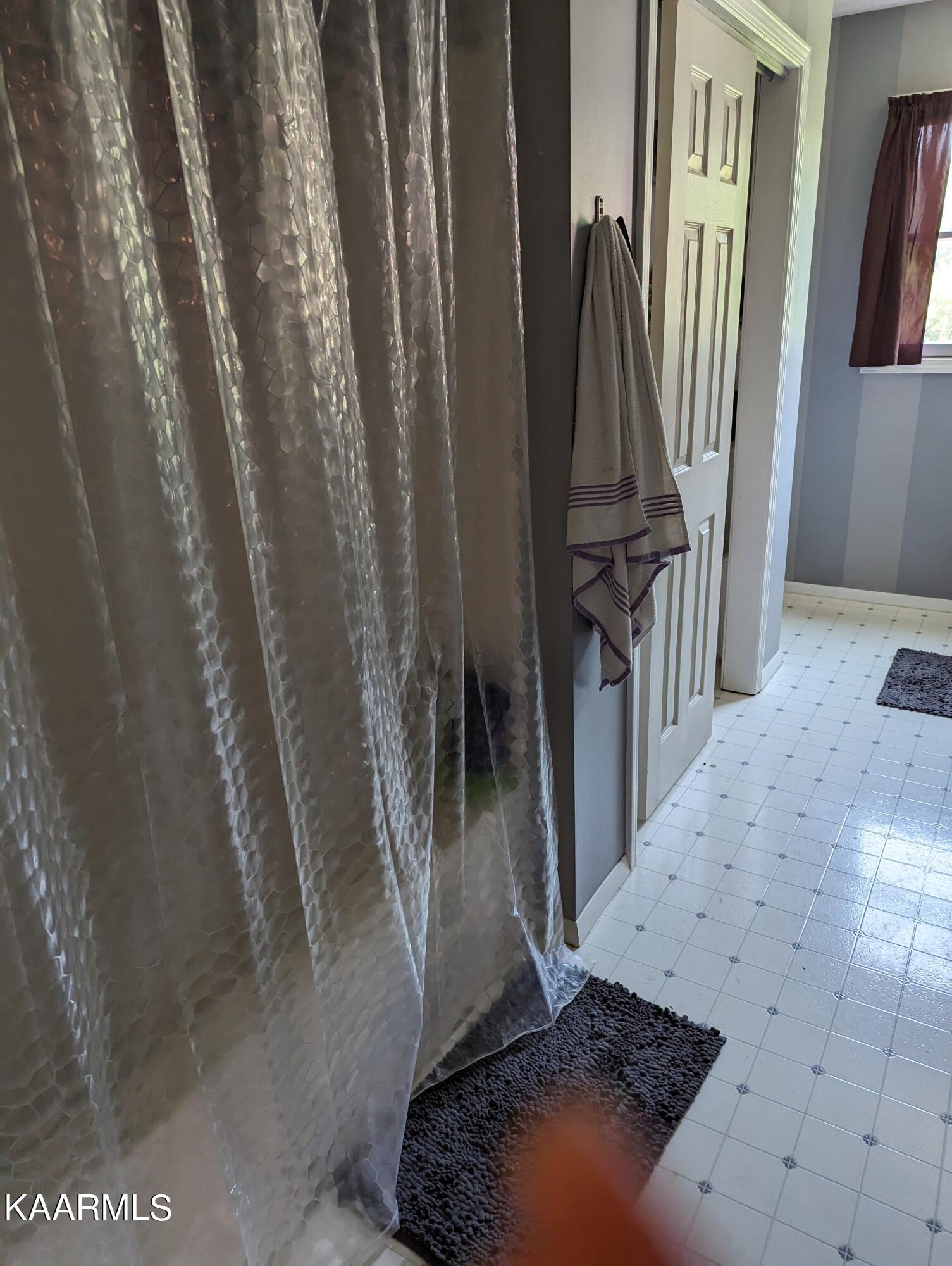 102 Waylon Road Crossville, TN 38571 - Photo 12 of 32 PXL_20230726_203806006