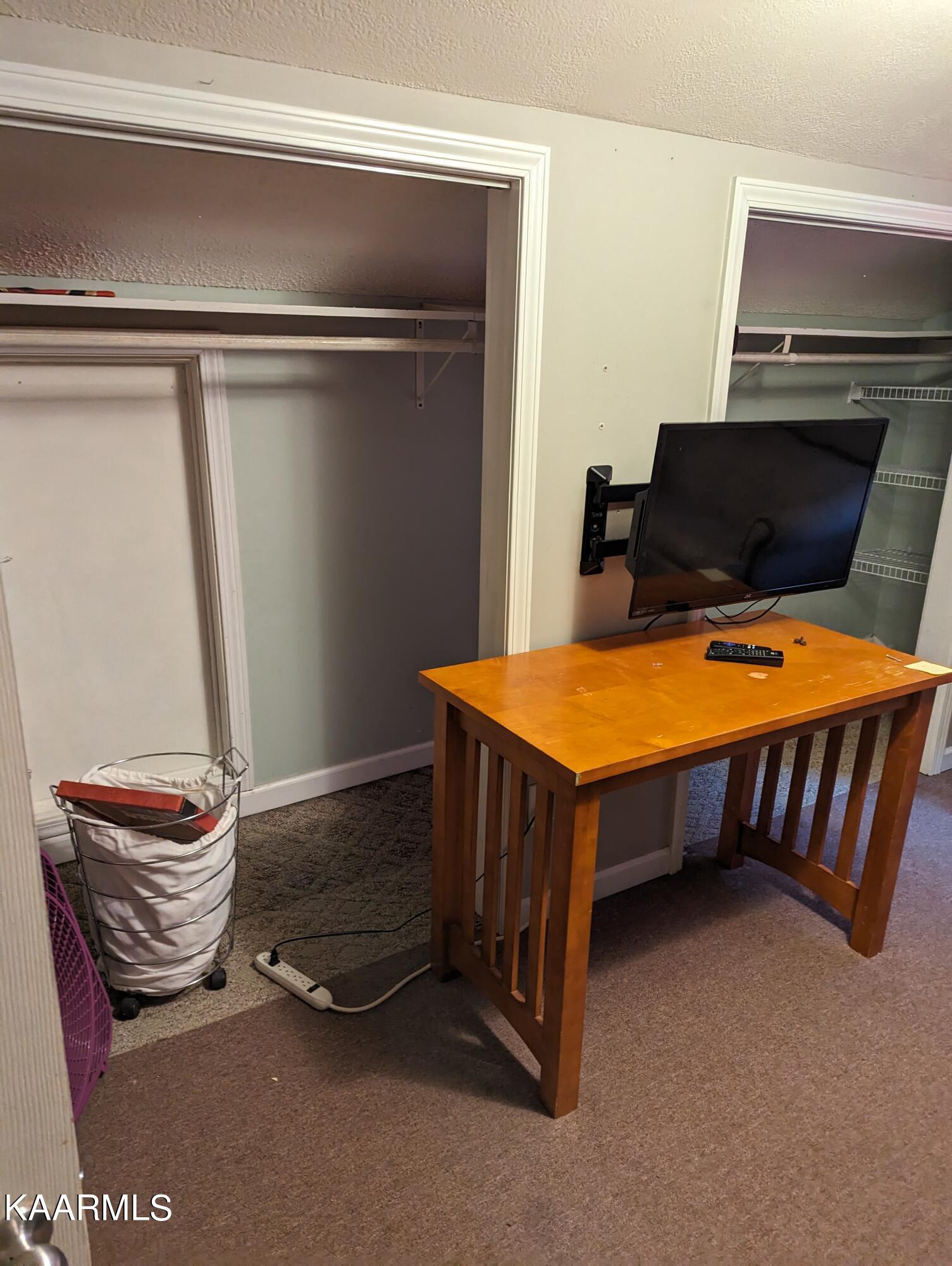 102 Waylon Road Crossville, TN 38571 - Photo 22 of 32 PXL_20230726_204240395