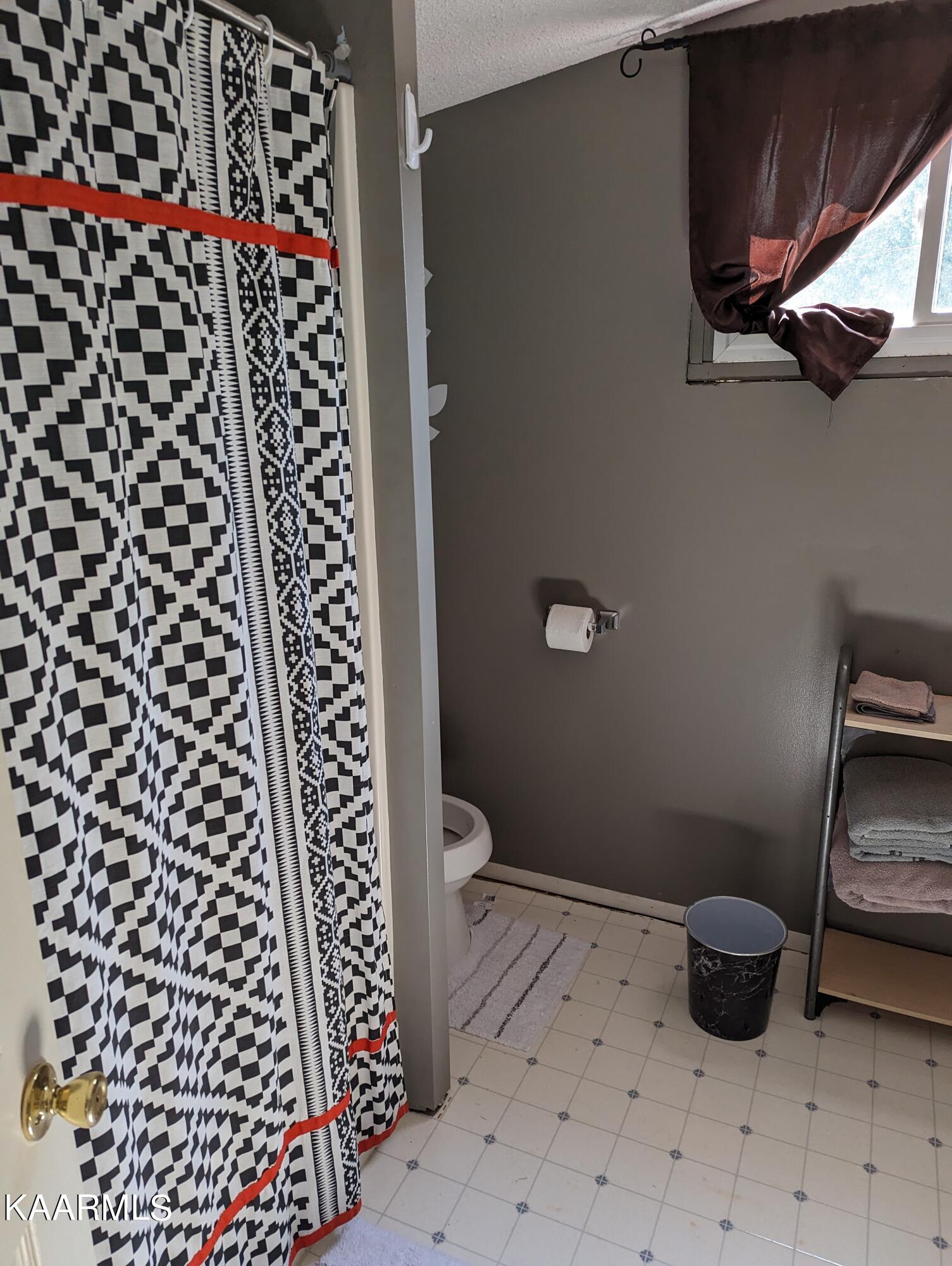 102 Waylon Road Crossville, TN 38571 - Photo 23 of 32 PXL_20230726_204332989