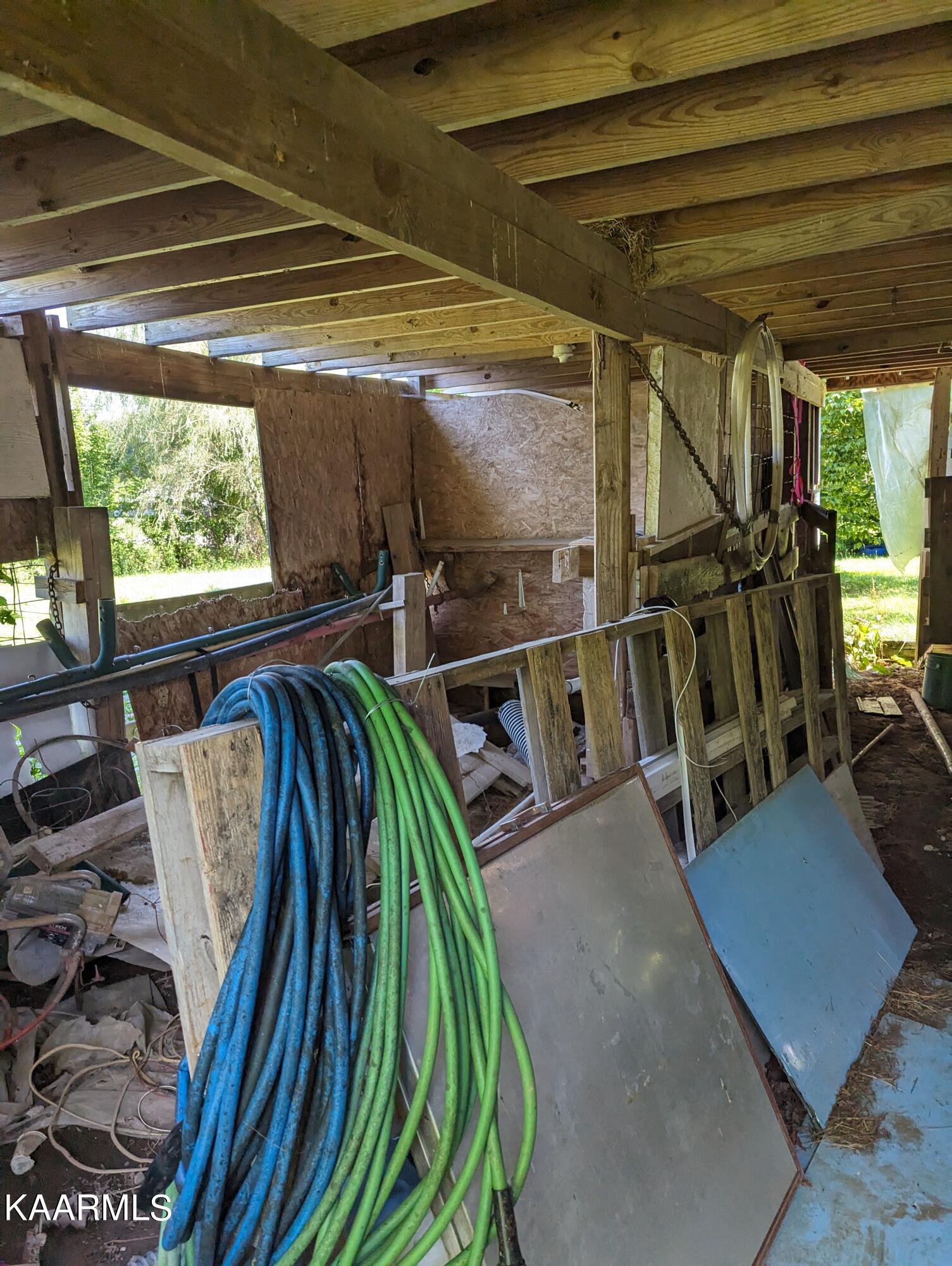 102 Waylon Road Crossville, TN 38571 - Photo 29 of 32 PXL_20230726_203037358