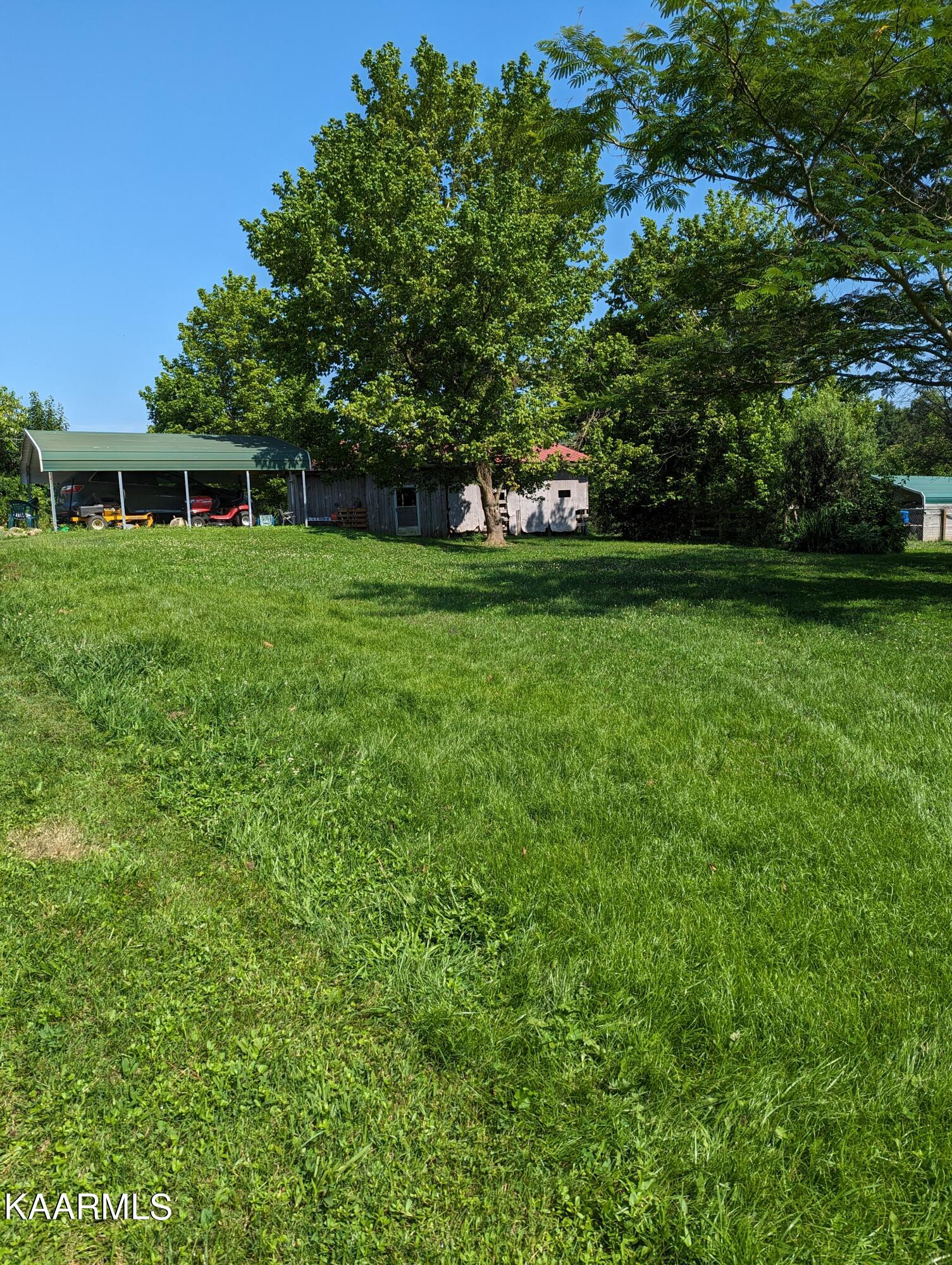 102 Waylon Road Crossville, TN 38571 - Photo 32 of 32 PXL_20230726_202939634