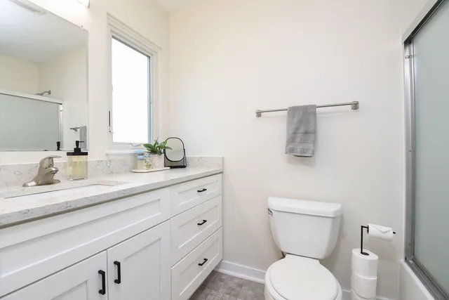 $439,900 | 1406 River Oak Drive, Naperville, IL 60565