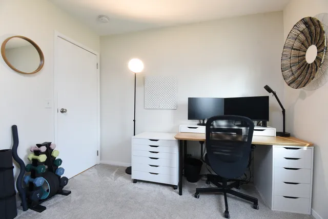 $439,900 | 1406 River Oak Drive, Naperville, IL 60565