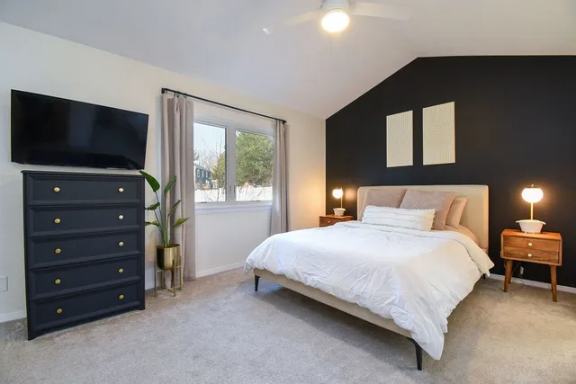 $439,900 | 1406 River Oak Drive, Naperville, IL 60565