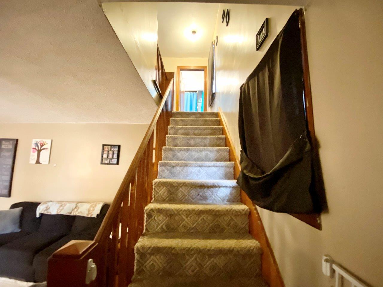 703 East Larue Street Streator, IL 61364 - Photo 17 of 38 a view of entryway