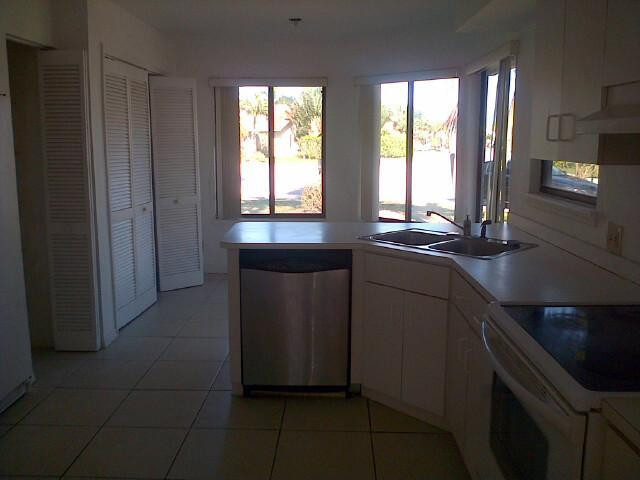 1382 Northwest 13th Court Boca Raton, FL 33486 - Photo 16 of 22 Kitchen