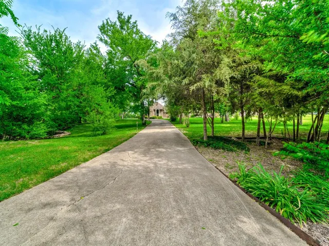 $695,000 | 907 Red Oak Creek Road, Ovilla, TX 75154