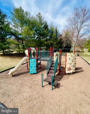 $1,300 | 5314 Larochelle Drive, Alexandria, VA 22315