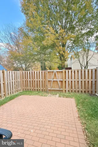 $1,300 | 5314 Larochelle Drive, Alexandria, VA 22315