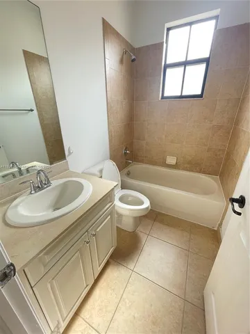 $4,250 | 8290 Northwest 39th Court, Unit 8290, Cooper City, FL 33024