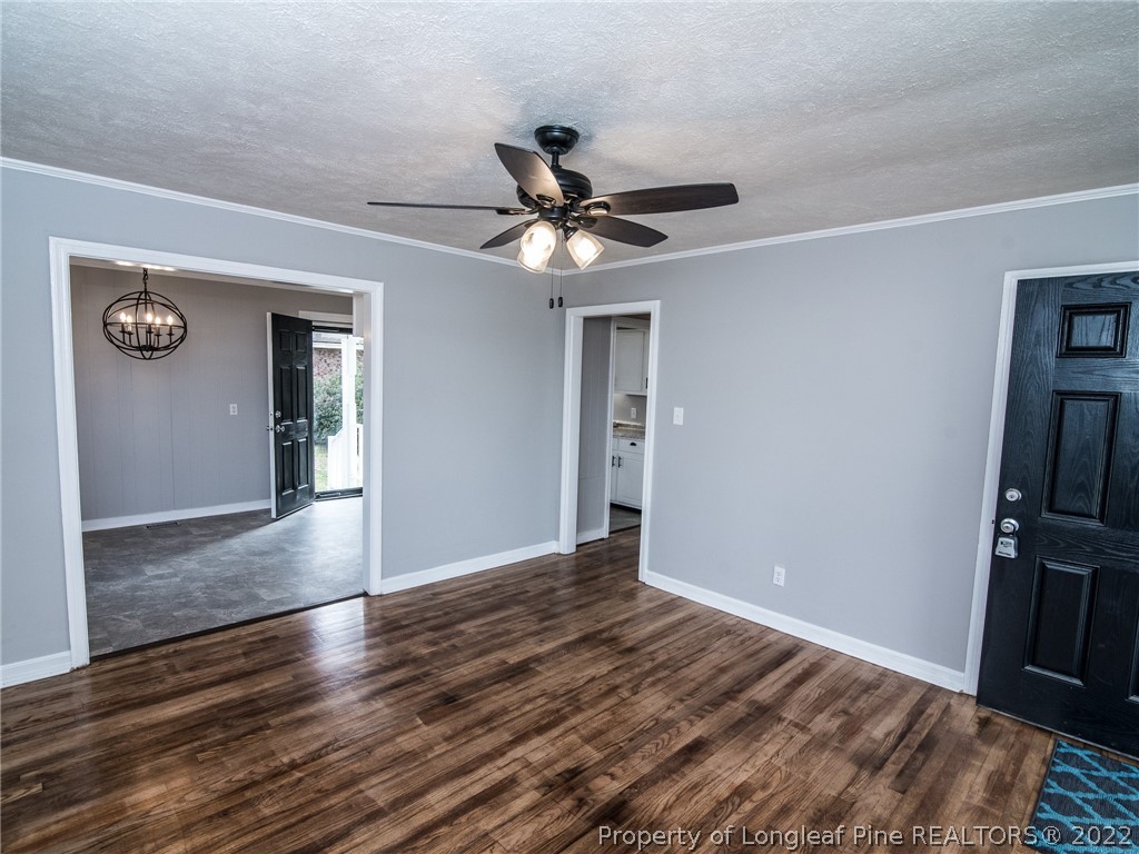 1402 Hardin Road Lumberton, NC 28358 - Photo 5 of 37 Gallery Image 5