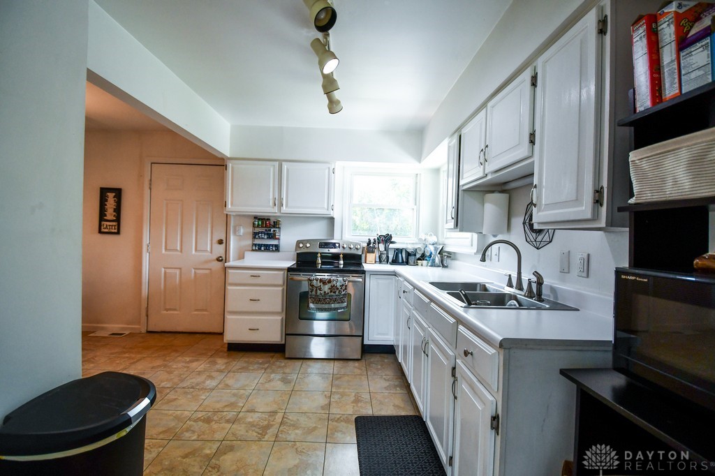 2783 Purdue Road Kettering, OH 45420 - Photo 16 of 32 Gallery Image 16