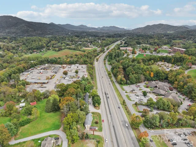 $299,000 | 541 Paragon Parkway, Clyde, NC 28721