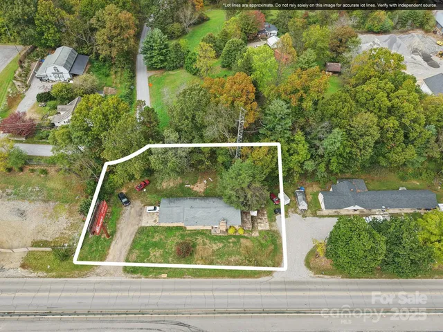 $299,000 | 541 Paragon Parkway, Clyde, NC 28721