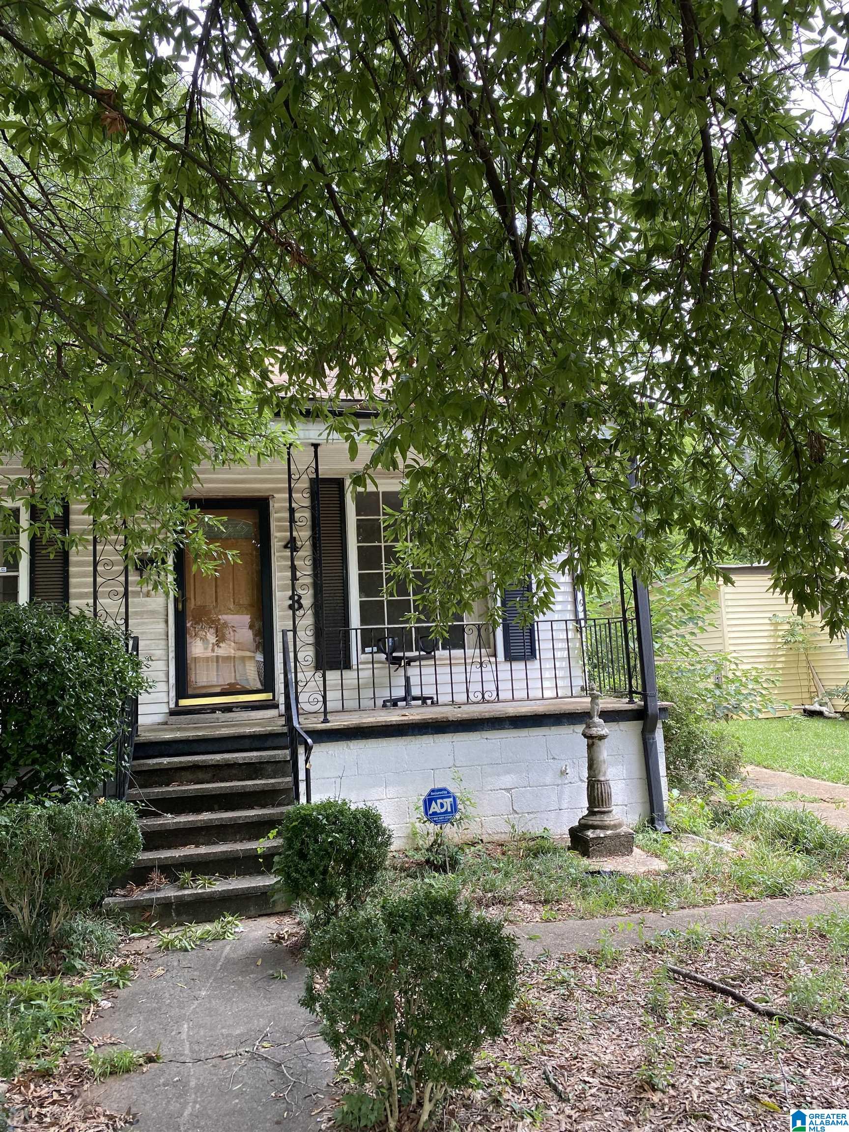 1413 18th Way Southwest Birmingham, AL 35211 - Photo 6 of 9