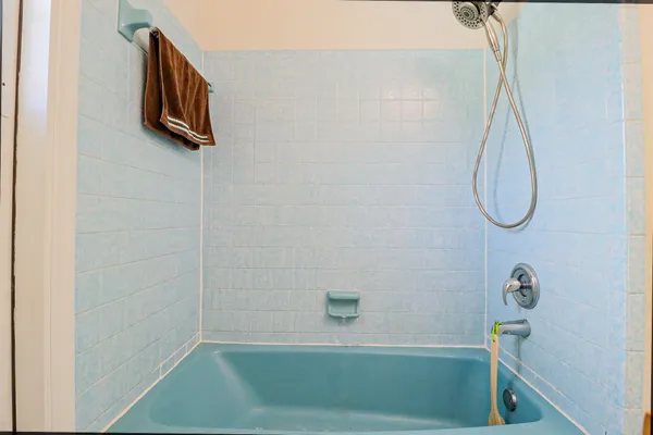 $4,200 | 1329 Northwest 84th Drive, Coral Springs, FL 33071