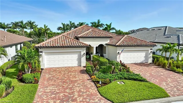 $534,900 | 12230 Canal Grande Drive, Fort Myers, FL 33913
