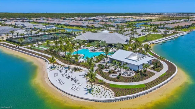 $534,900 | 12230 Canal Grande Drive, Fort Myers, FL 33913